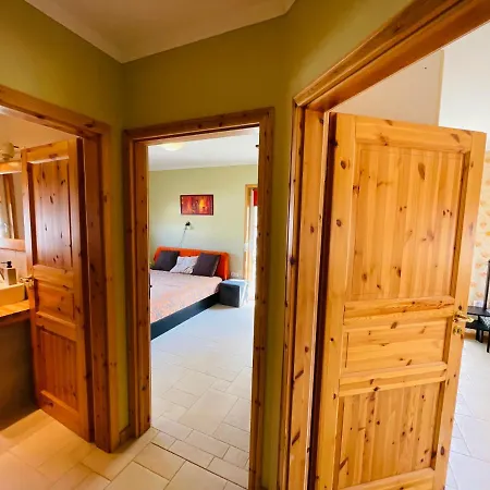 Botanica Deluxe Vendeghaz - Finnish Sauna Villa